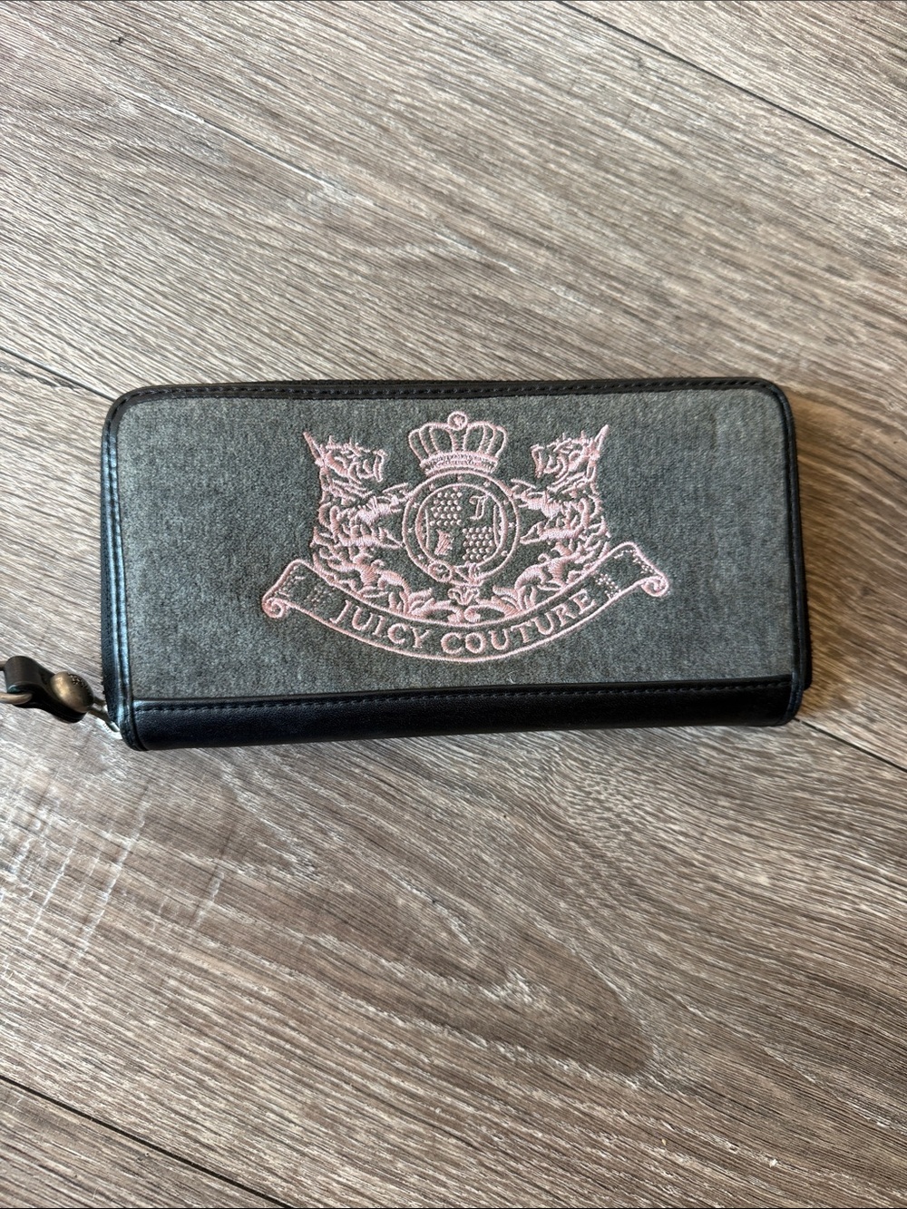Vintage Juicy Couture wallet